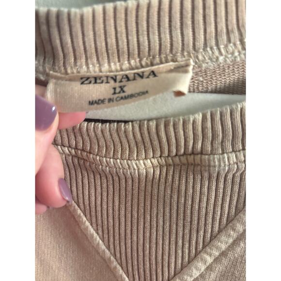 Women Zenana 2x distressed sweatshirt - Picture 2 of 5